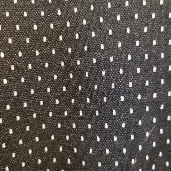 Reitmans bell sleeve top. Black with tiny white polka dots. Never worn. (US Med) - Picture 4 of 7